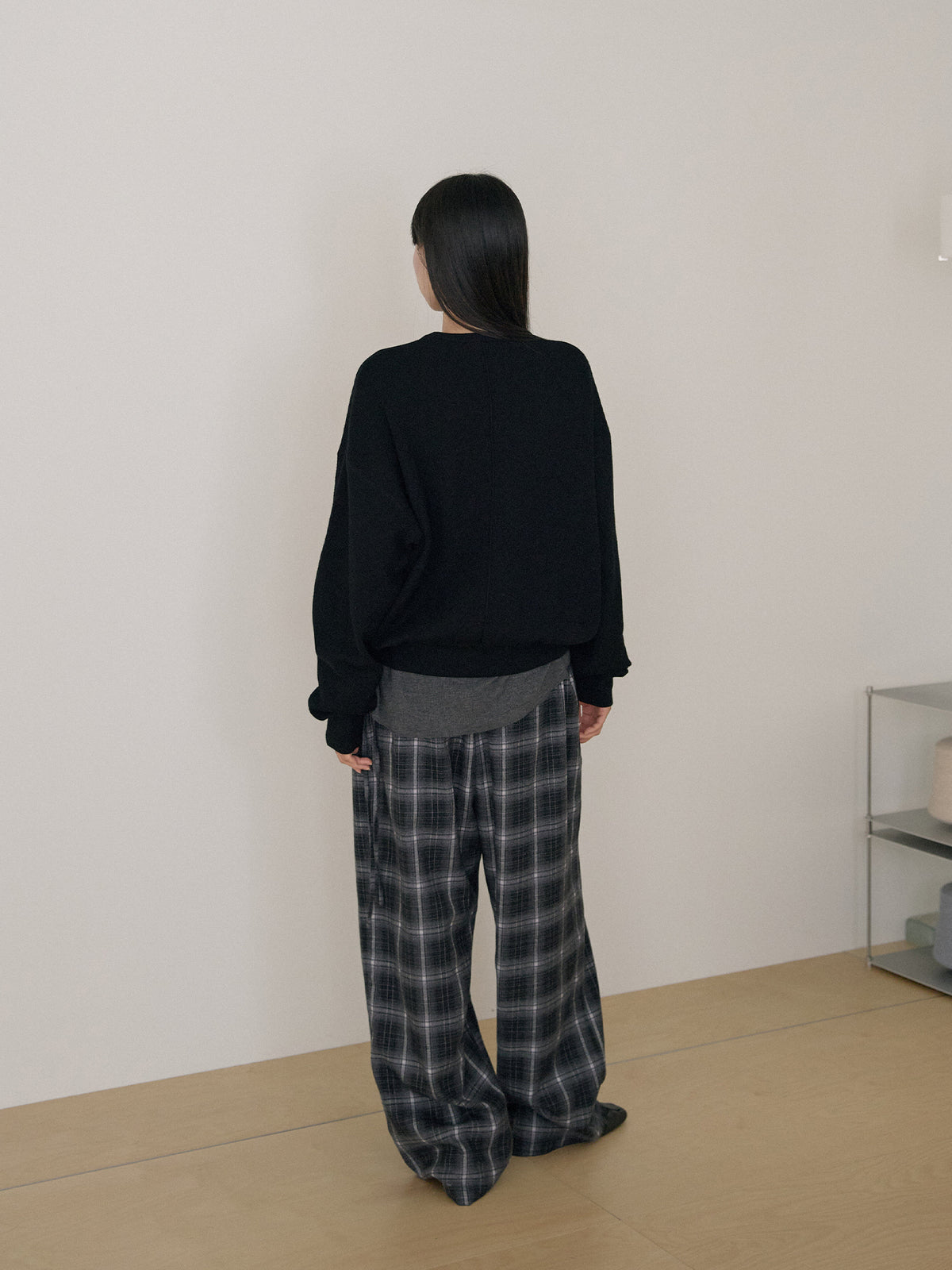 Ray Round Pullover - Black 9