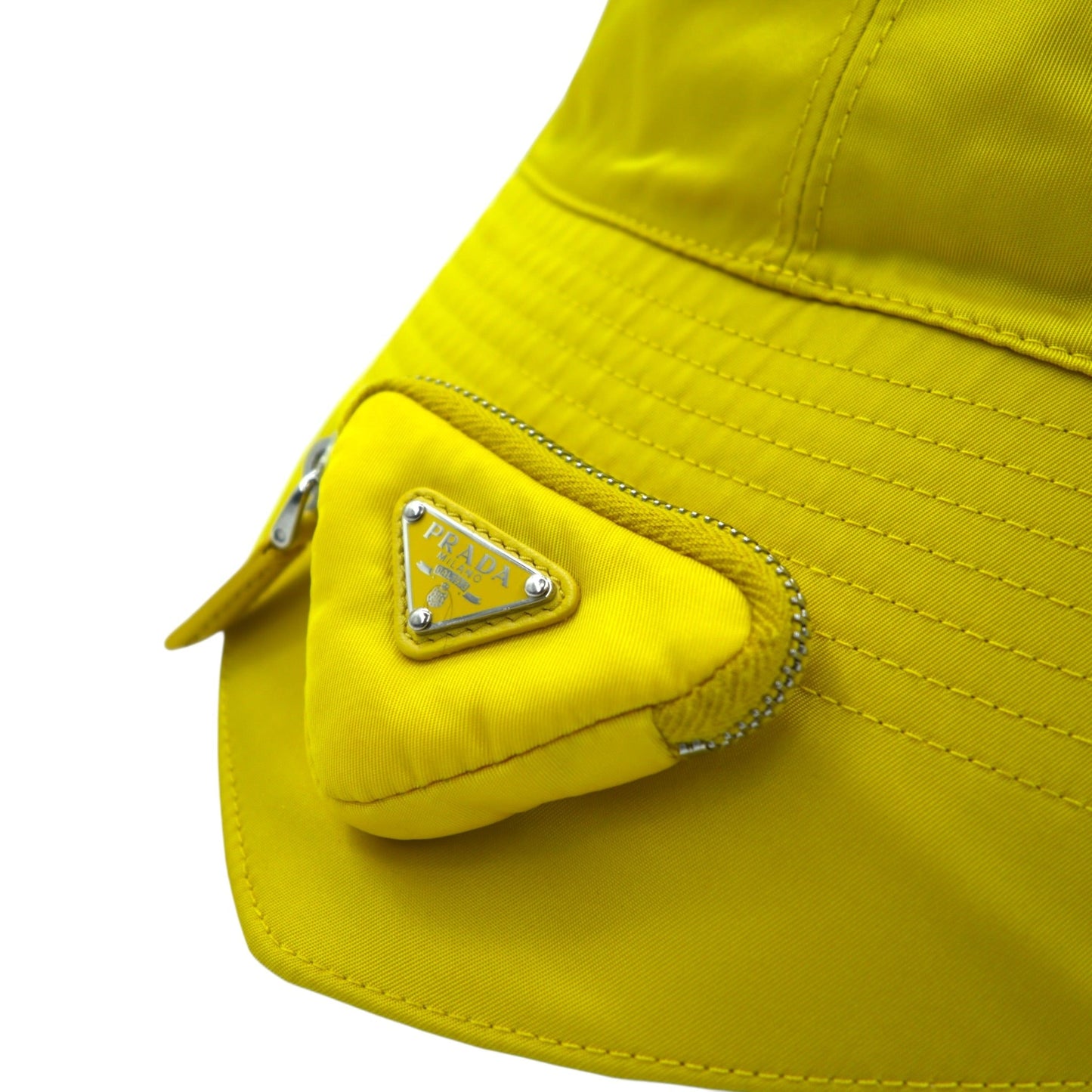 PRADA ナイロン バケットハット Re-Nylon トライアングルロゴ 2HC282 2DMI 三角 ミニポーチ付