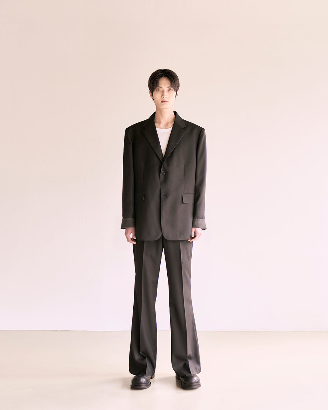 Choke Pocket Wool Flare Slacks_Black