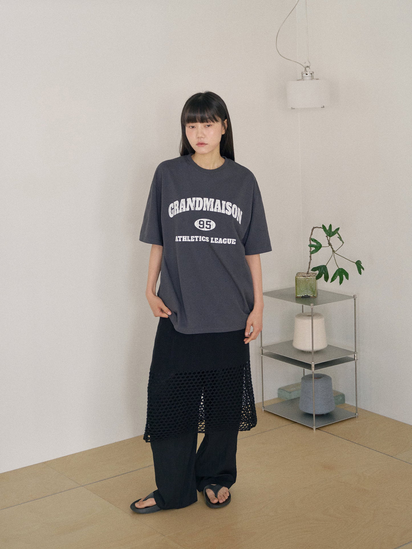 Crack Lettering Short Sleeve - Charcoal