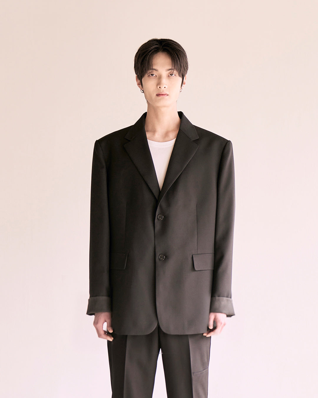 Leather Reveal Sleeve Wool Blazer_Black