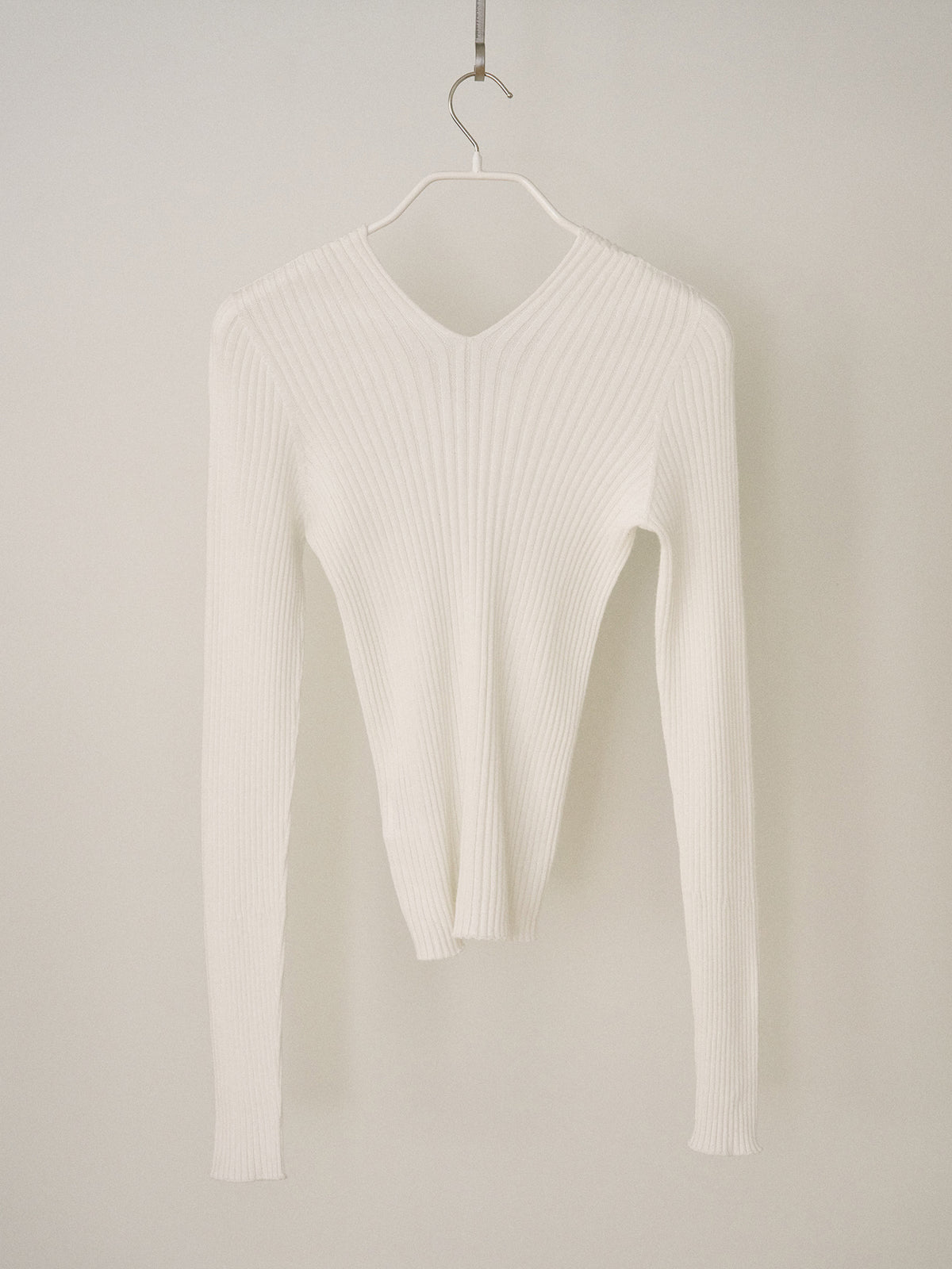 Double V-neck Rib Pullover - Ivory 11