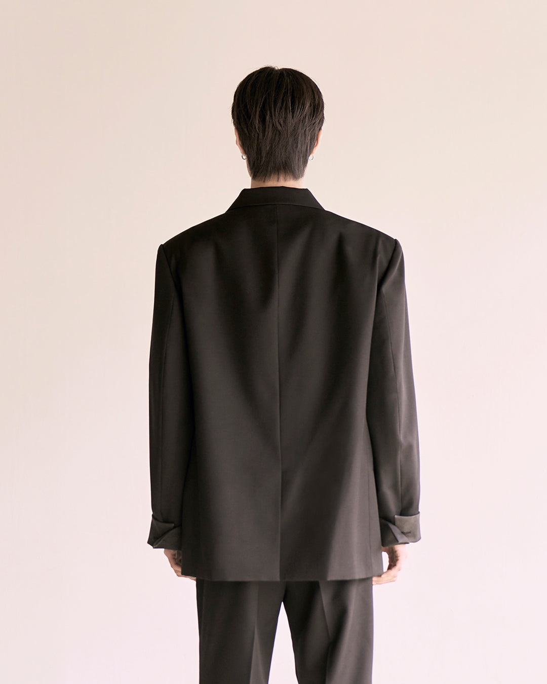 Leather Reveal Sleeve Wool Blazer_Black