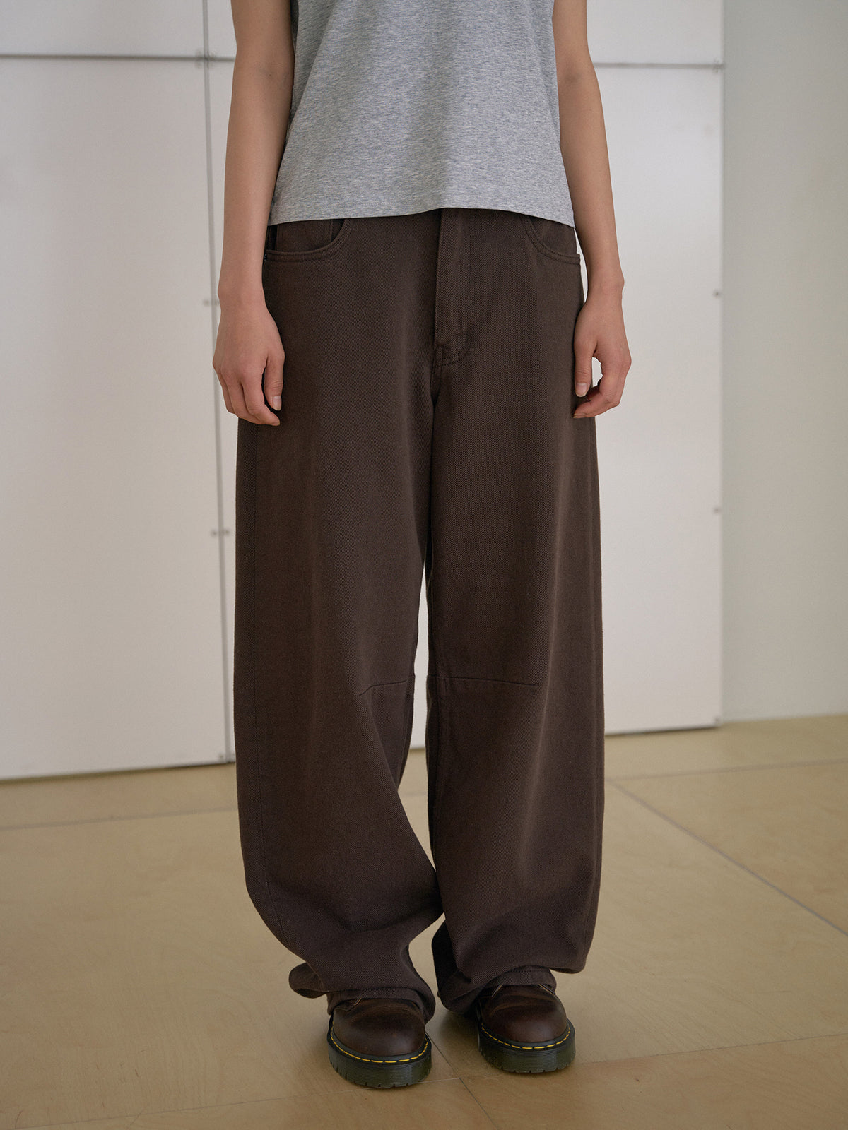 MARAN Cotton Twill Curved Pants - Brown 商品画像18/21
