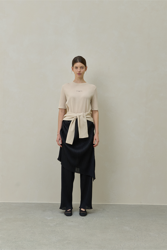 REODER) AVANT LAYERING TOP