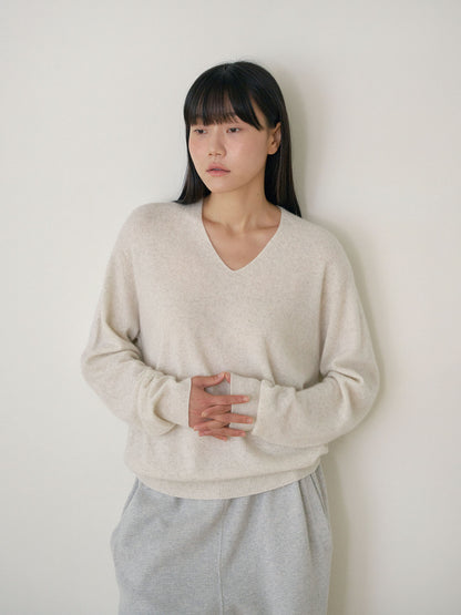 Cashmere Blend V-neck Pullover - Oatmeal 10