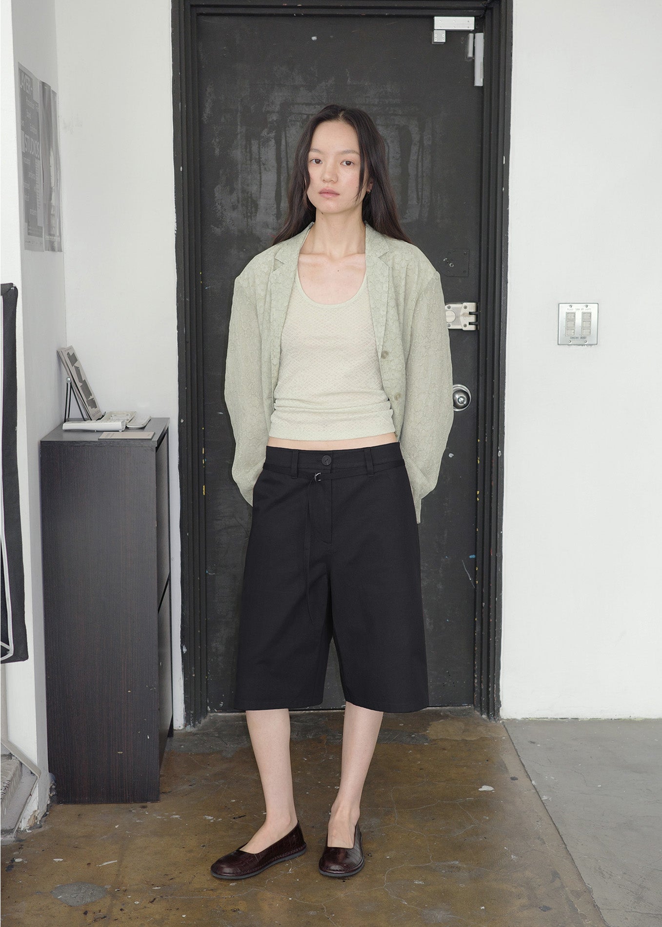 LINE BELT HALF PANTS -BLACK