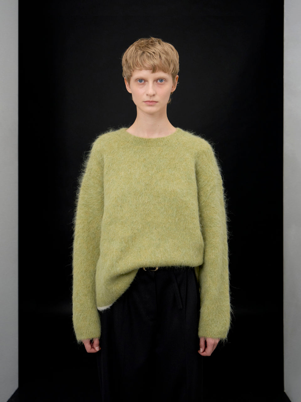 【ARIK. アリク AW】Shaula boxy alpaca knit jumper Moss Green