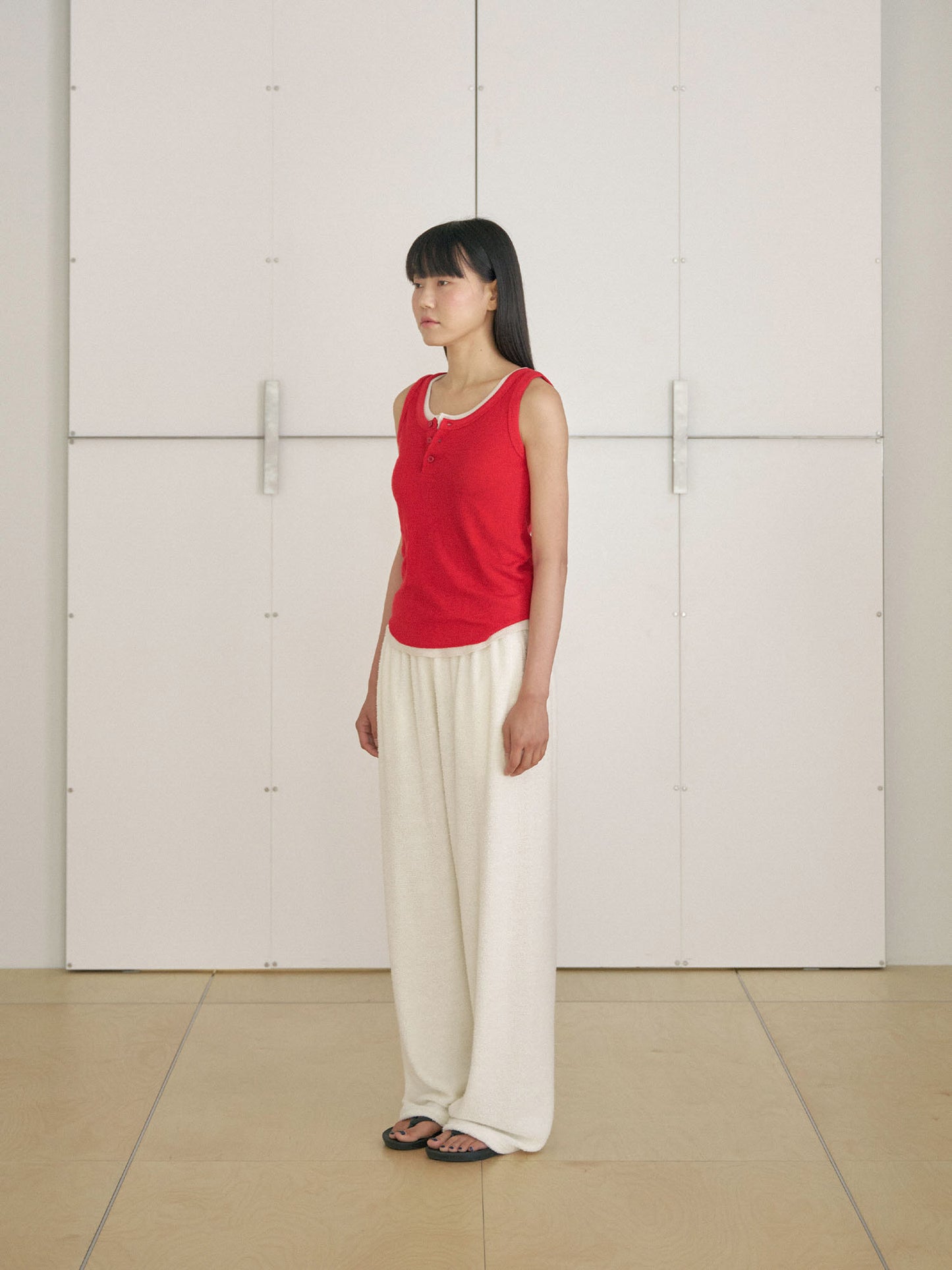 Waffle Button Sleeveless - Red