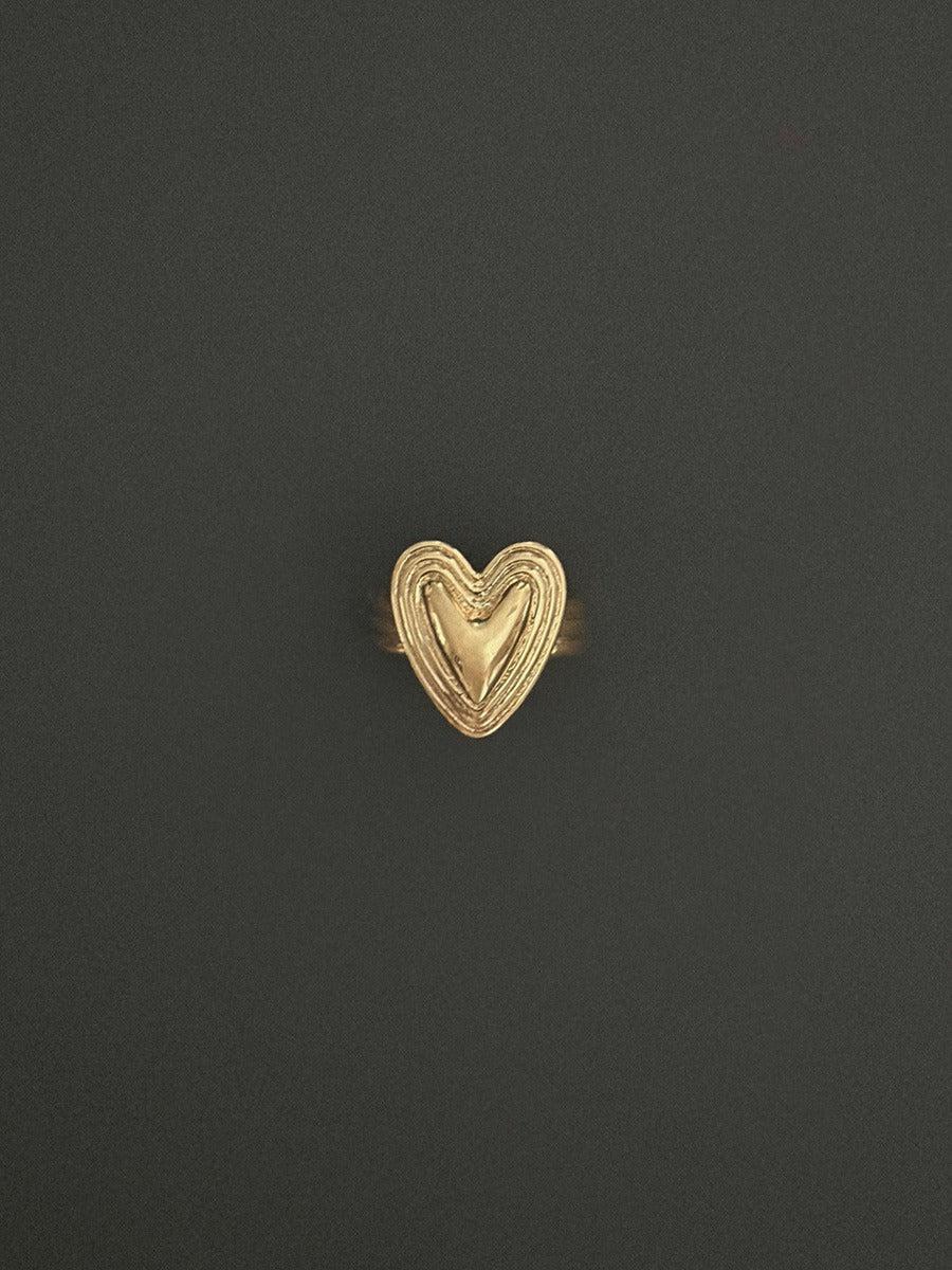 Nested heart ring