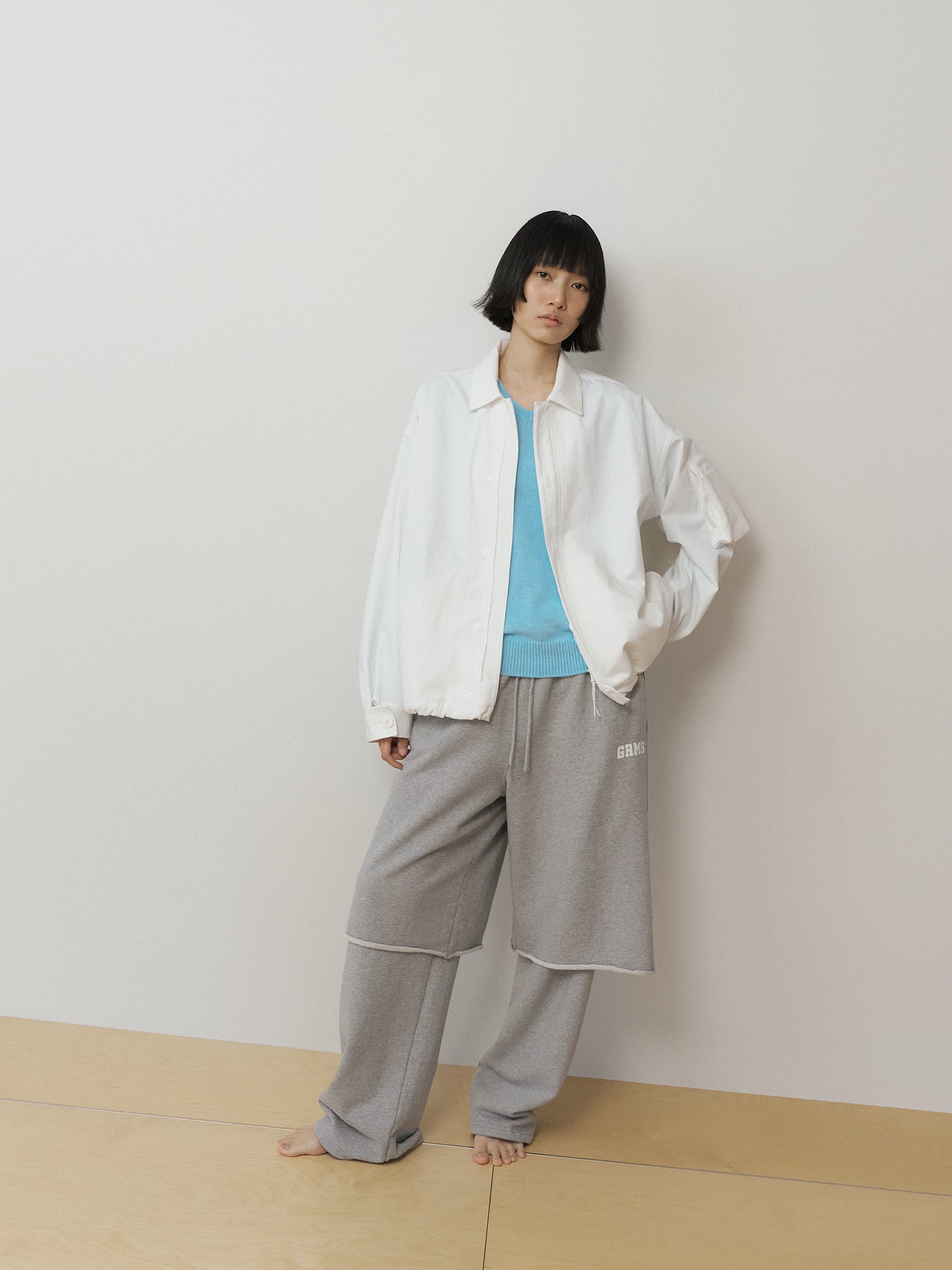 Cutoff Half Sweatpants - Gray