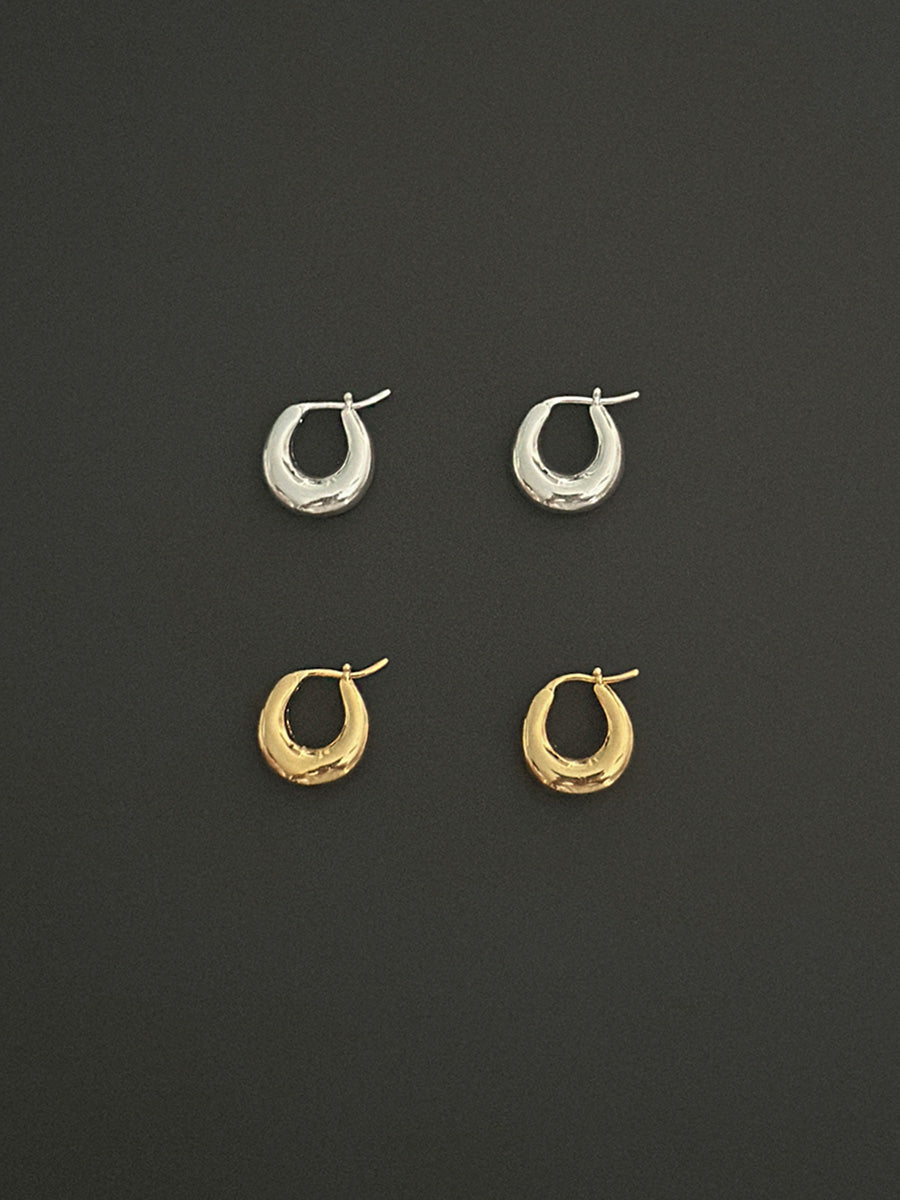 Day hoops earring