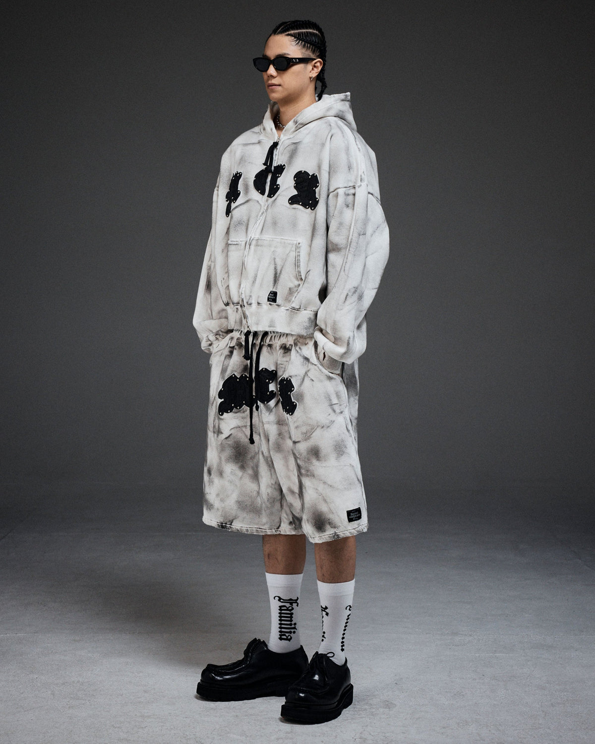 M.C.R. code stud zip-up HD IV