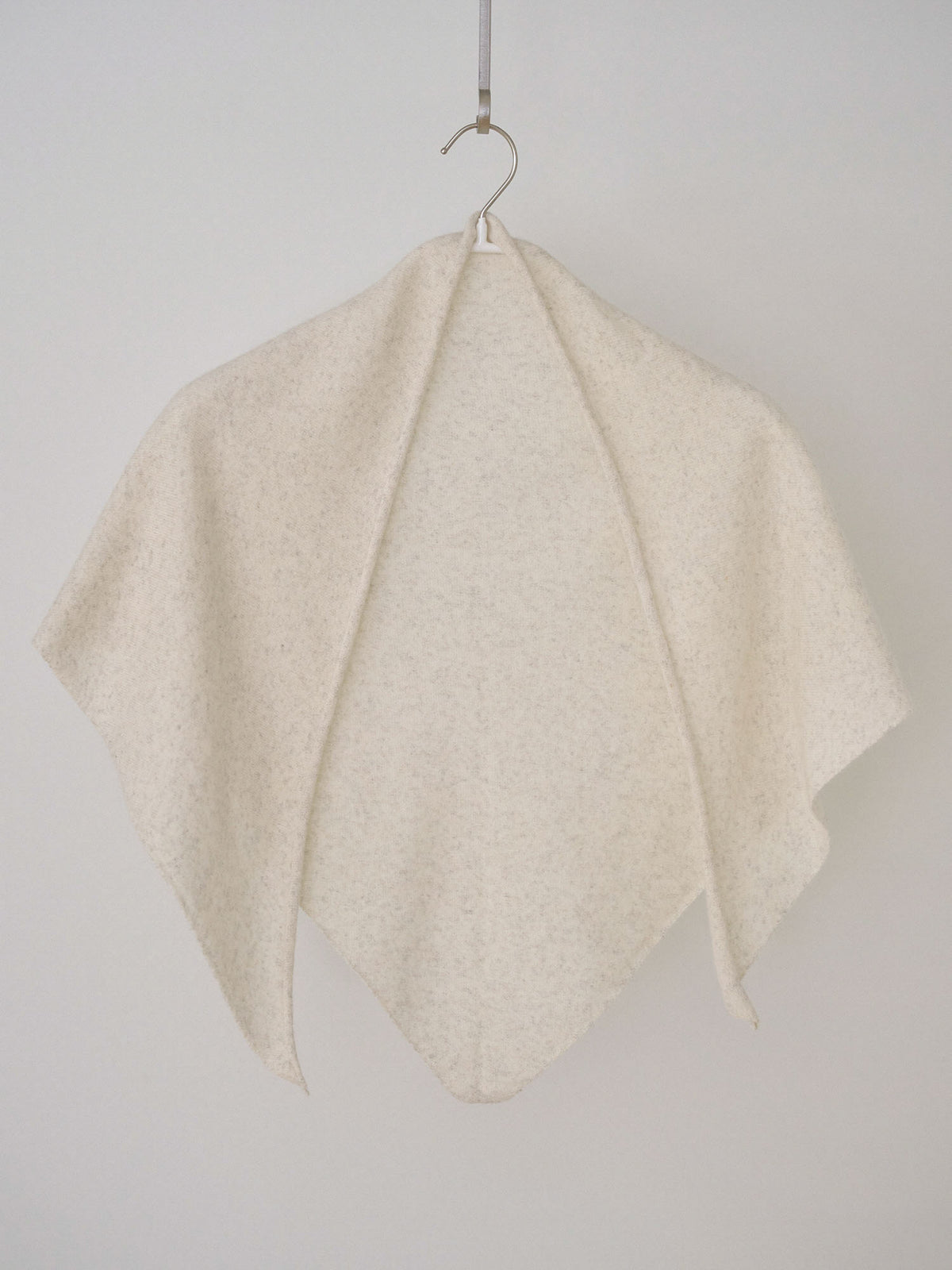 Triangle Scarf - Oatmeal 6