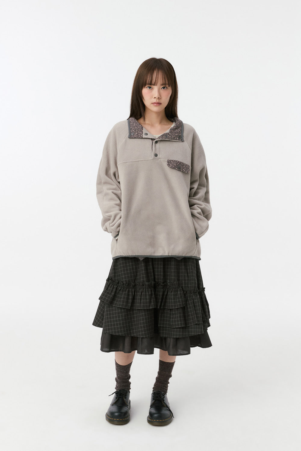 FLORAL CONTRAST FLEECE PULLOVER, GRAY