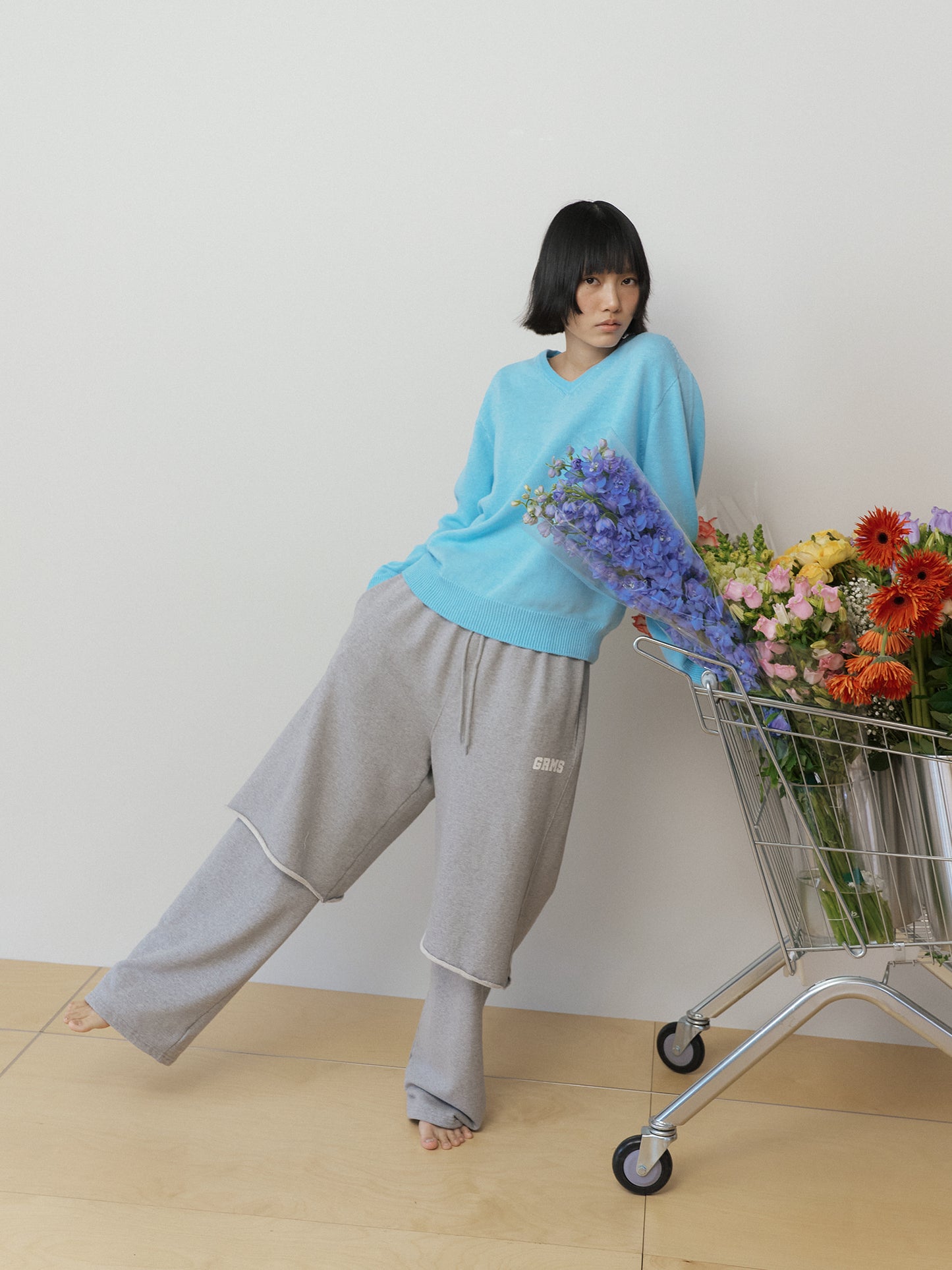 Cutoff Half Sweatpants - Gray