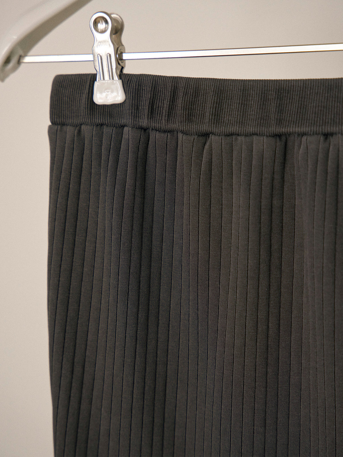 MARAN Pigment Rib Skirt - Charcoal 商品画像17/19