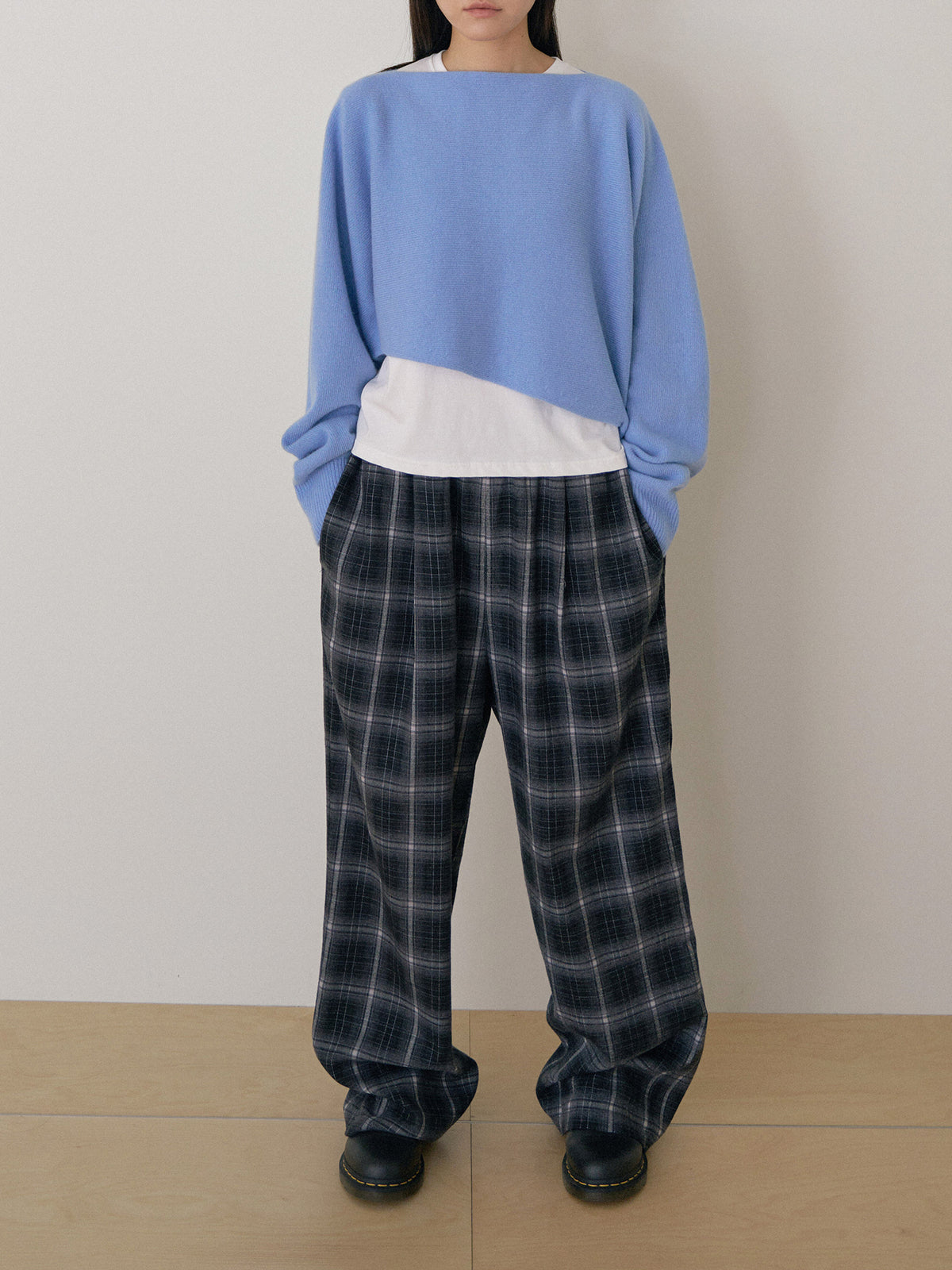 Unbalanced Boat Neck Pullover - Blue 3