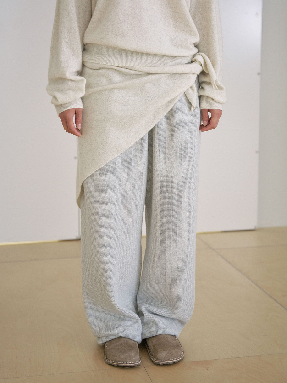 MARAN Triangle Scarf - Oatmeal 商品画像14/21