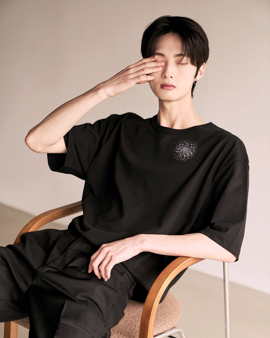 Flower Graphic T-Shirts (Recycle Fabric)_White