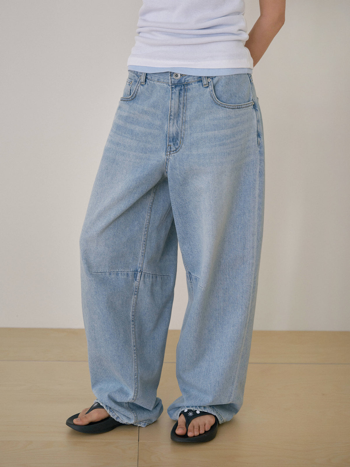 MARAN Curved Denim Pants - Light Indigo 商品画像13/21