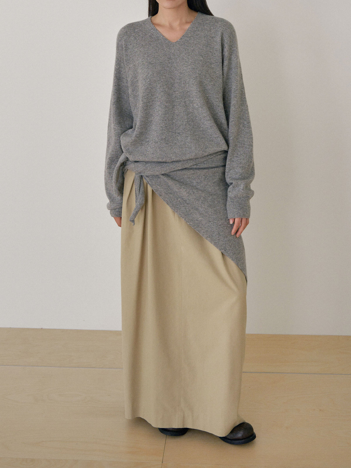 Triangle Scarf - Gray 12