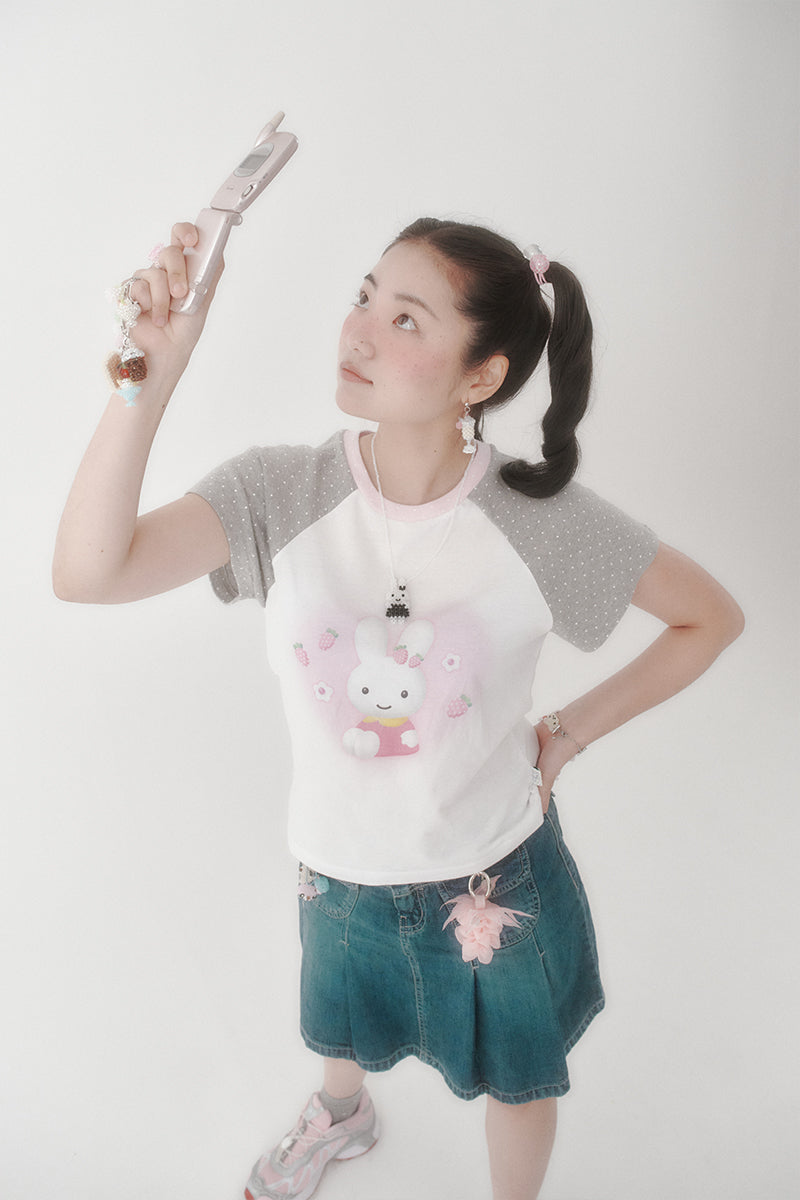 [X YOUNGART] Strawberry Seed Dot KIDDY Raglan T-Shirt