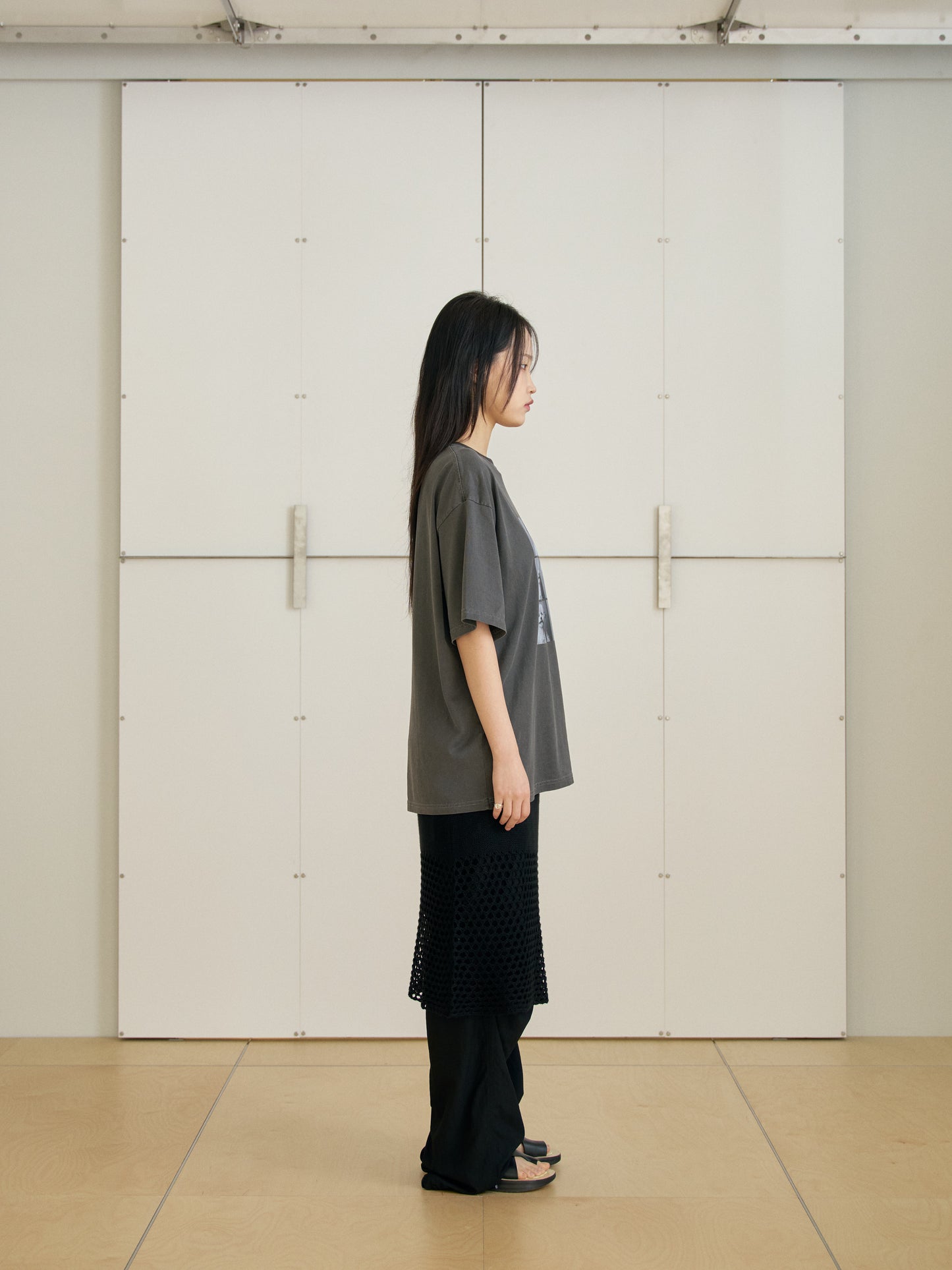 Pigment Animal Short Sleeve – Charcoal