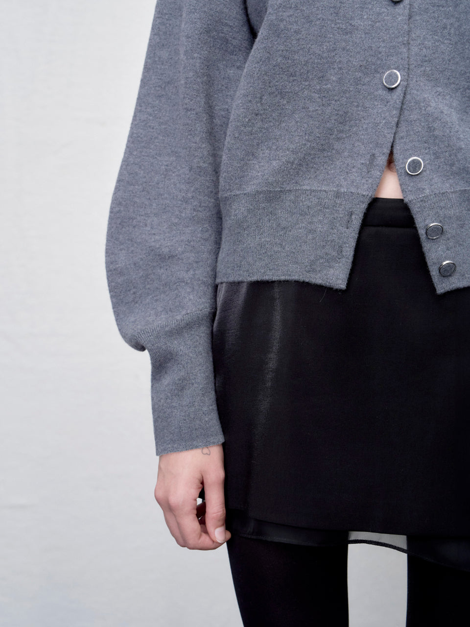 【ARIK. アリク AW】Asellus volume sleeve knit cardigan Melange Grey