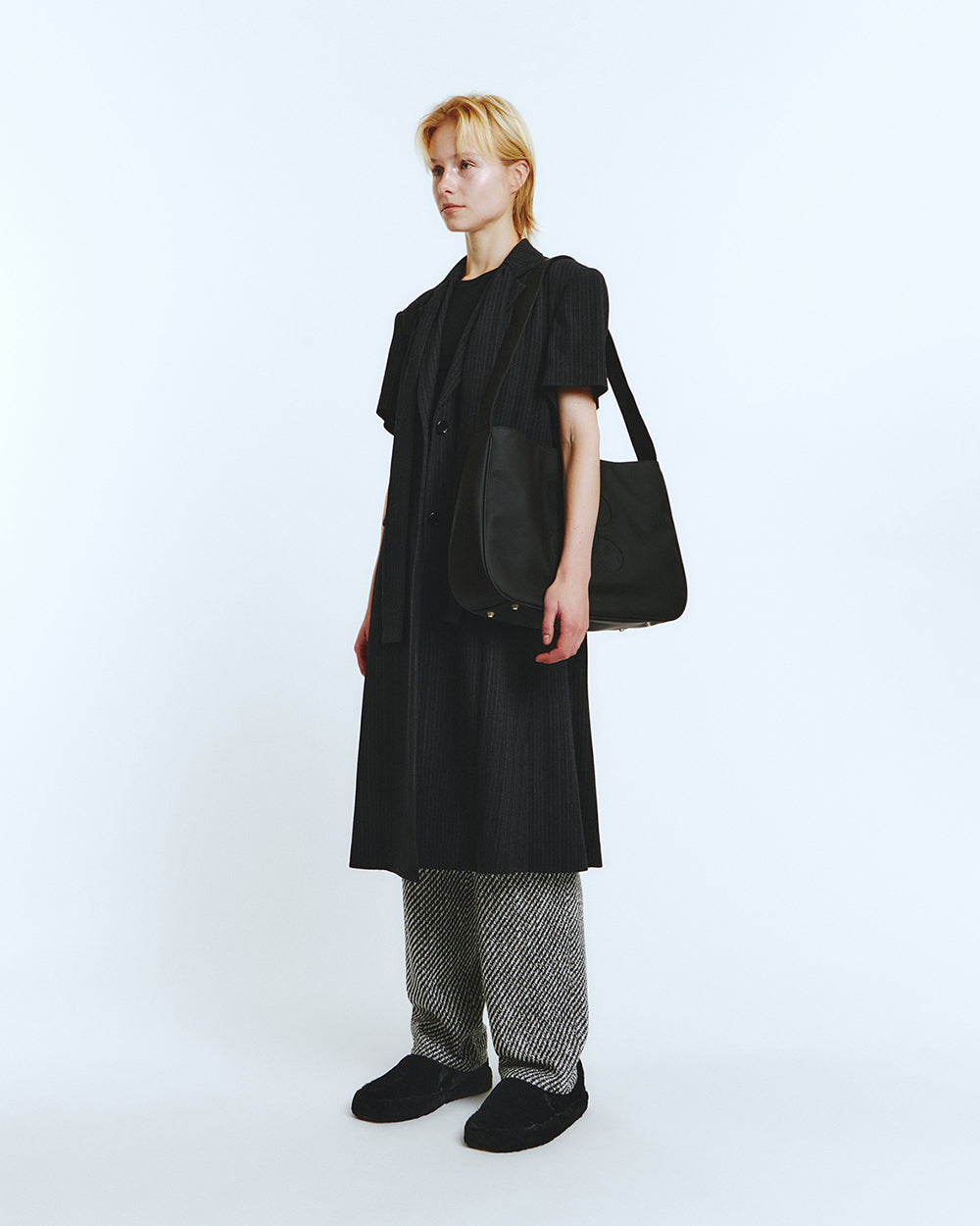 HALF SLEEVE COAT Black