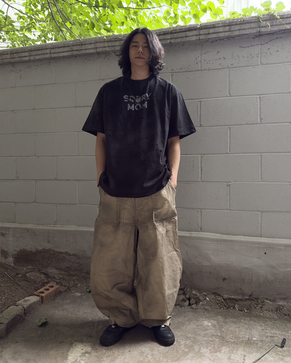 Sorry mom VTG tee BK