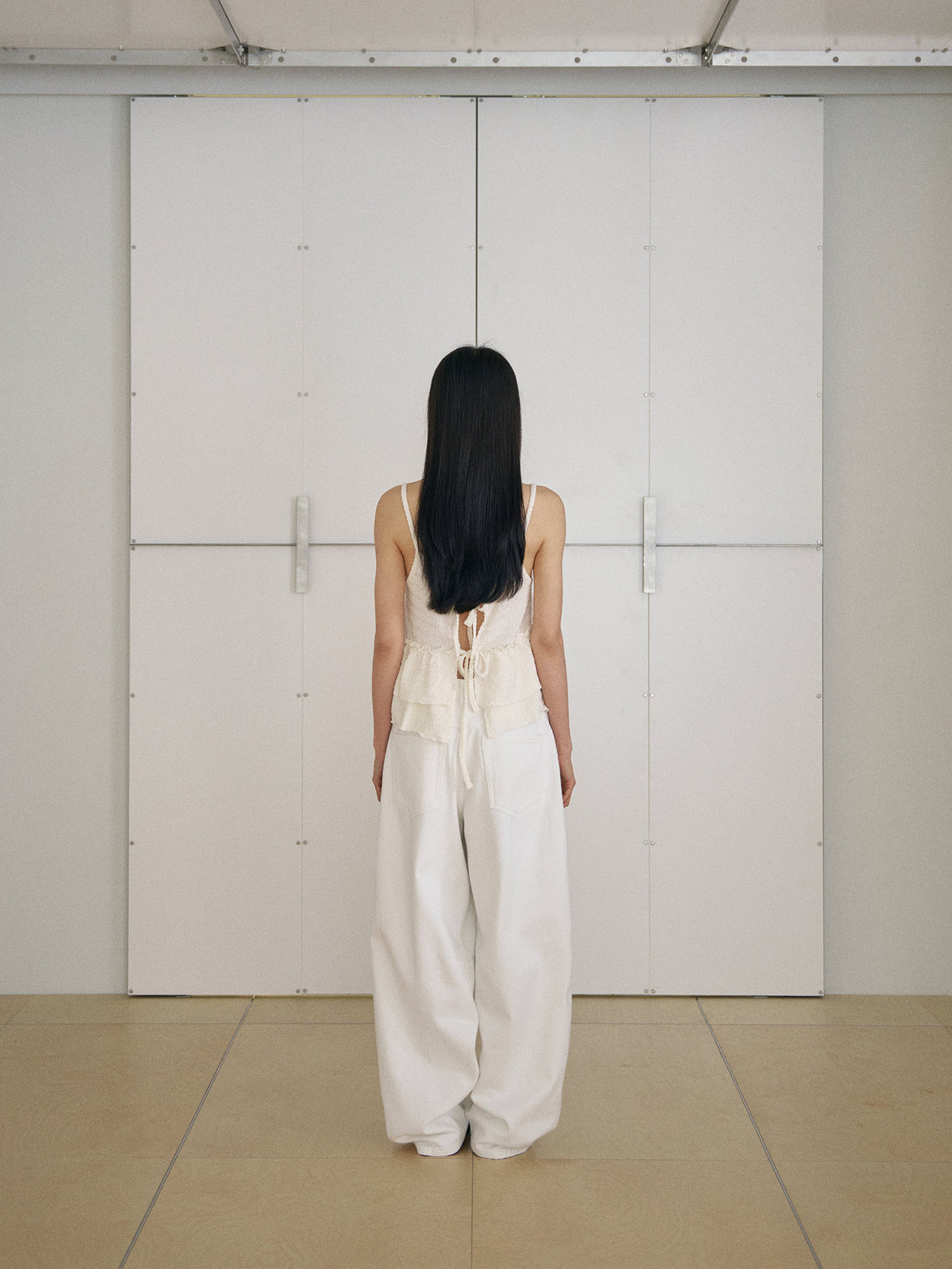 MARAN Curved Denim Pants - Ivory 商品画像16/21