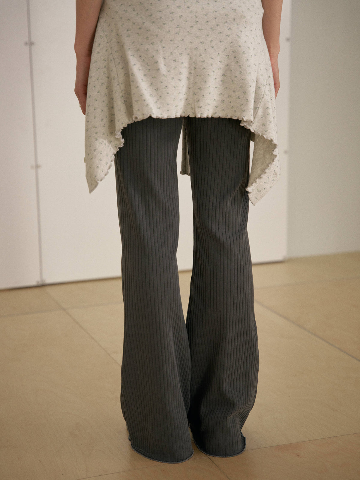 Pigment Flare Pants - Charcoal 8