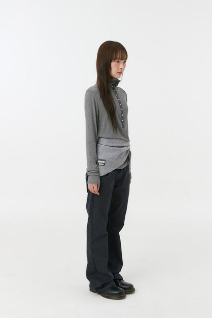 SIGNATURE LABEL KNIT SCARF, GRAY