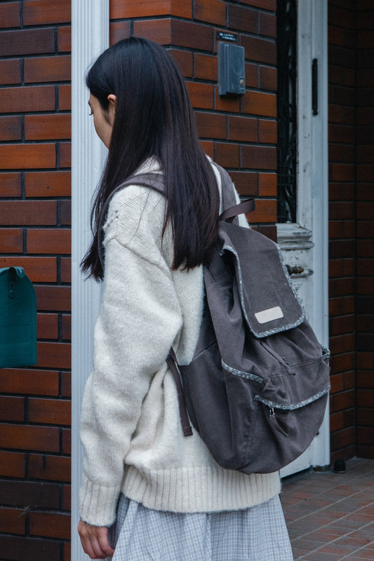 [9/18予約配送] CONTRAST BACKPACK、BROWN FLORAL