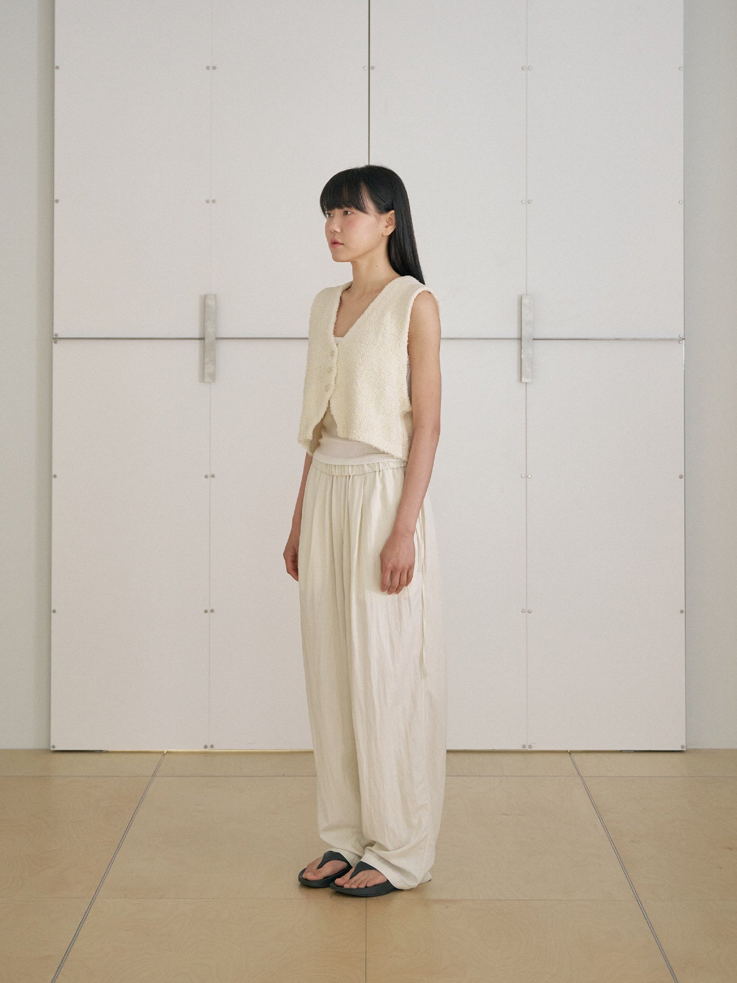 Sleeveless Button Cardigan - Beige