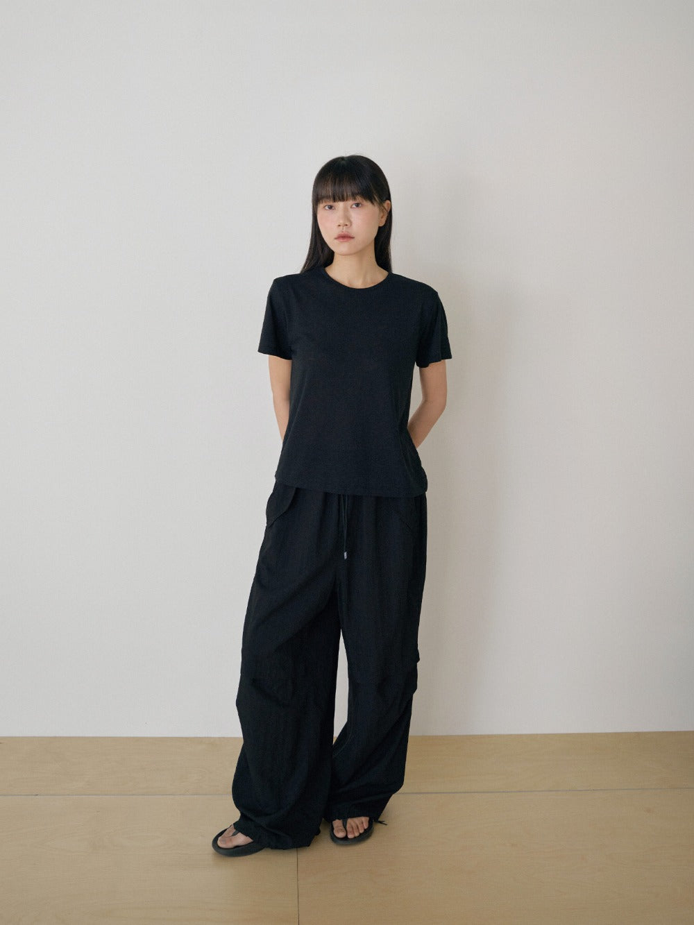 Linen Basic Short Sleeve - Black