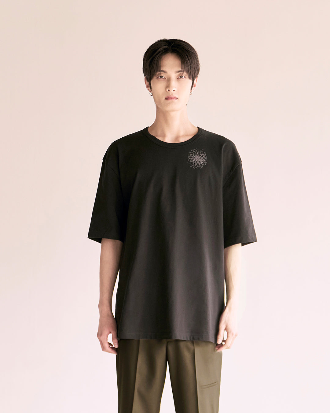 Flower Graphic T-Shirts (Recycle Fabric)_White