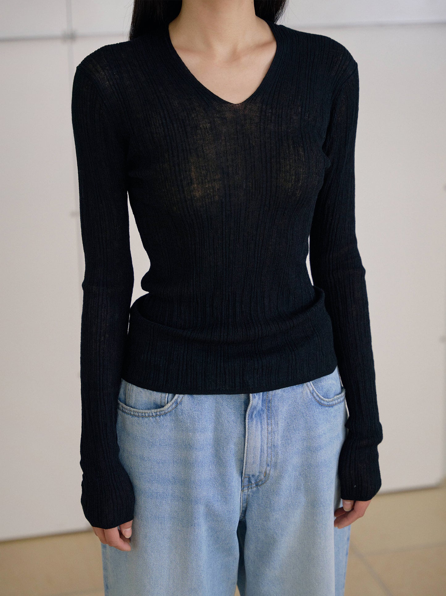 Multi Rib V-neck Pullover - Black