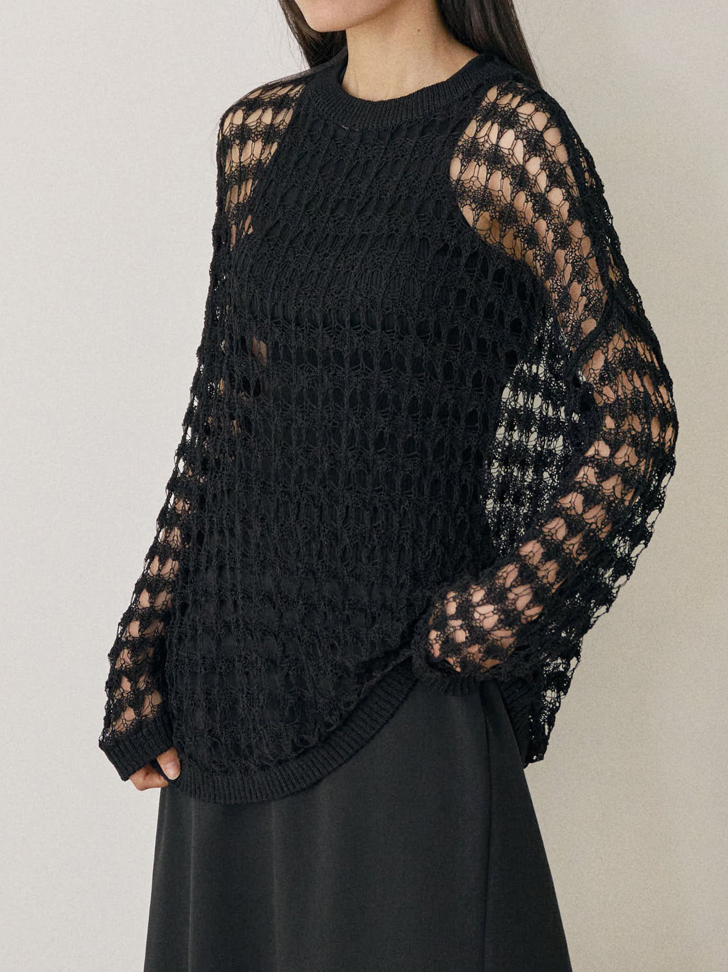 Net Round Pullover - Black