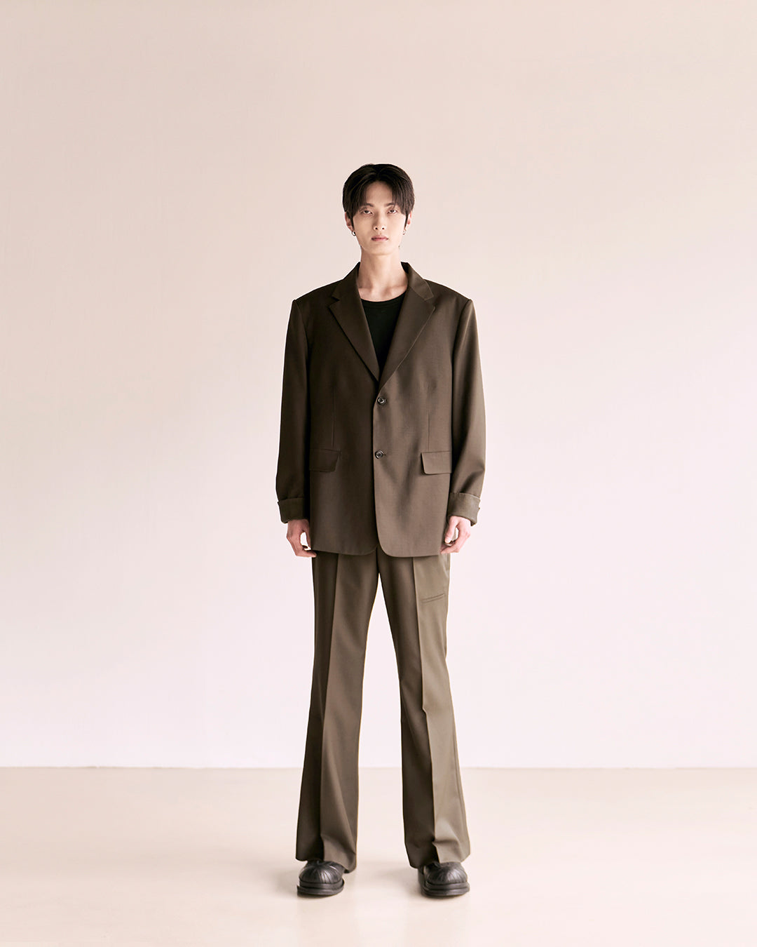 Choke Pocket Wool Flare Slacks_Black