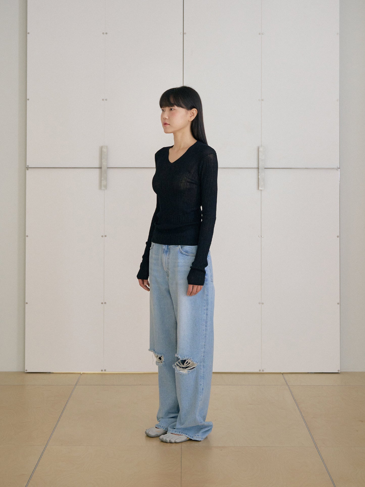Multi Rib V-neck Pullover - Black