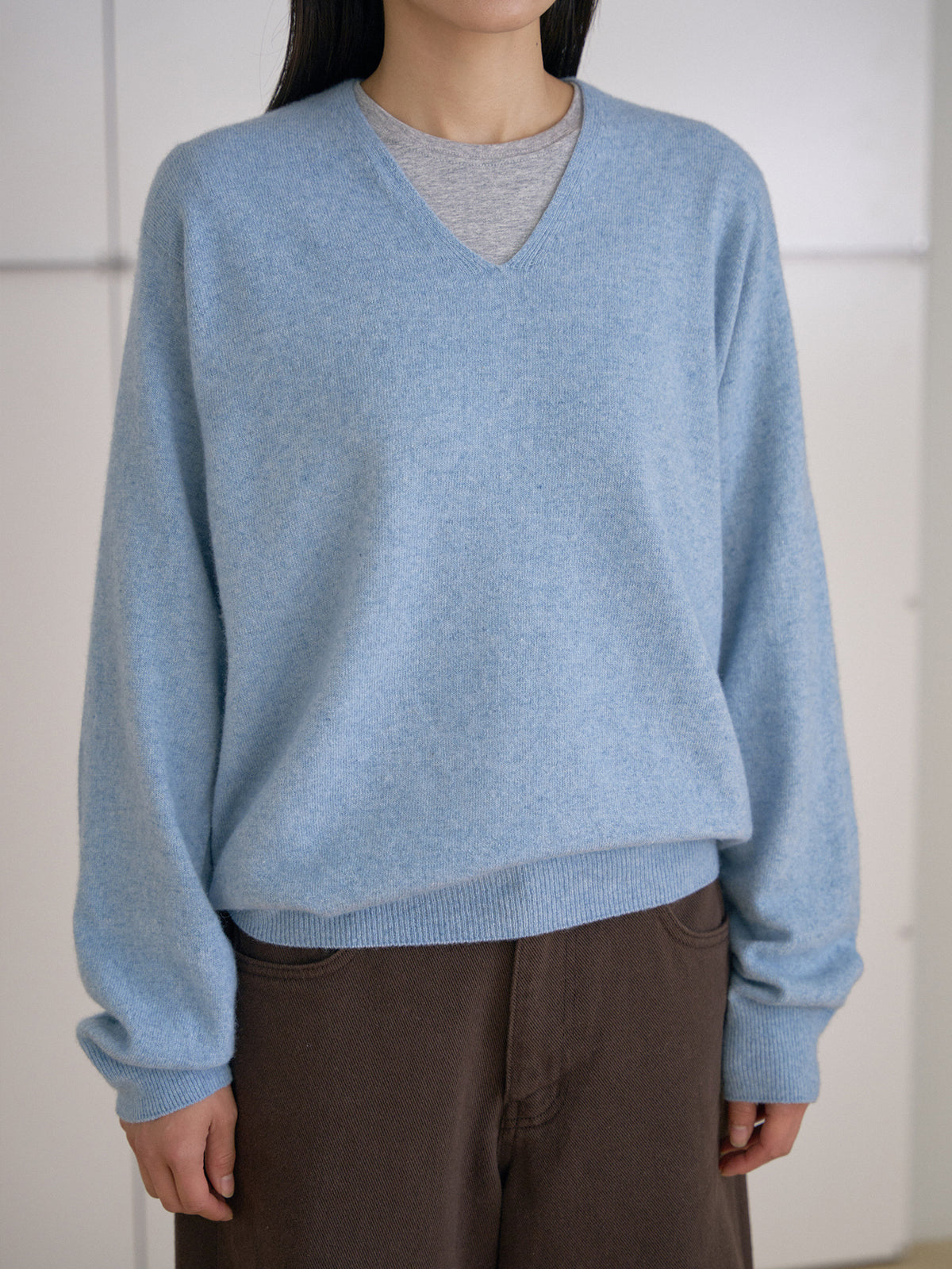 MARAN Cashmere Blend V-neck Pullover - Blue 商品画像14/21