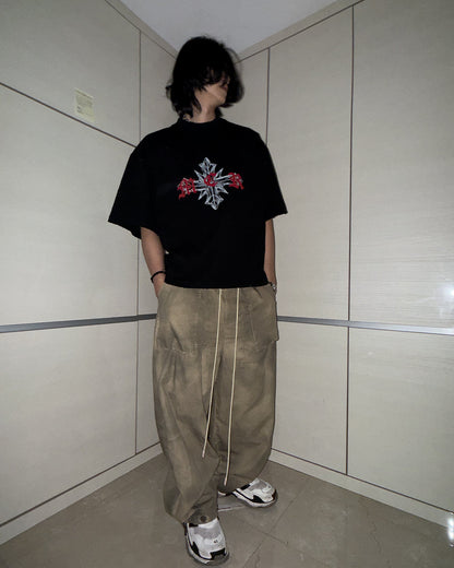Scarred cross tee BK