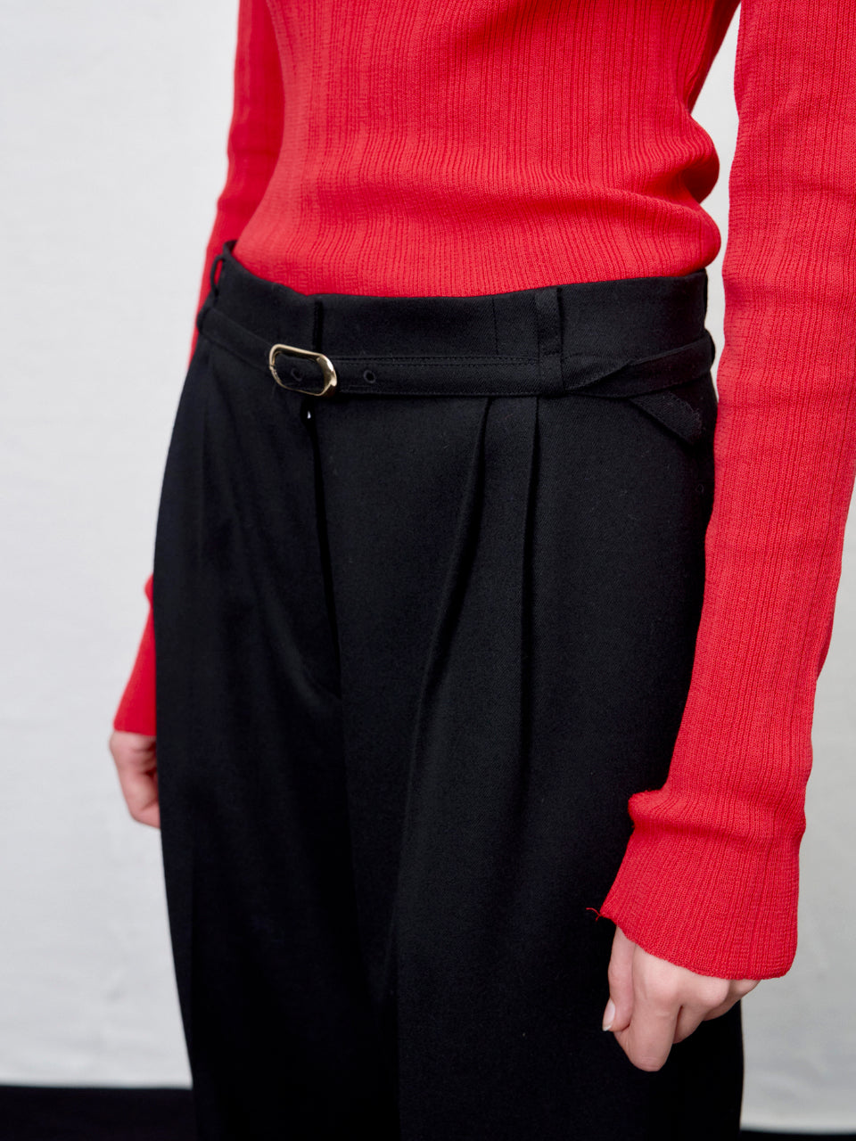 【ARIK. アリク AW】Caph belted tuck wide pants Black
