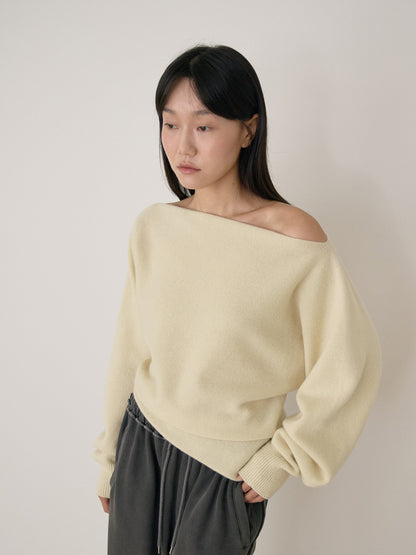 Flow Boat Neck Pullover - Pale Yellow 6
