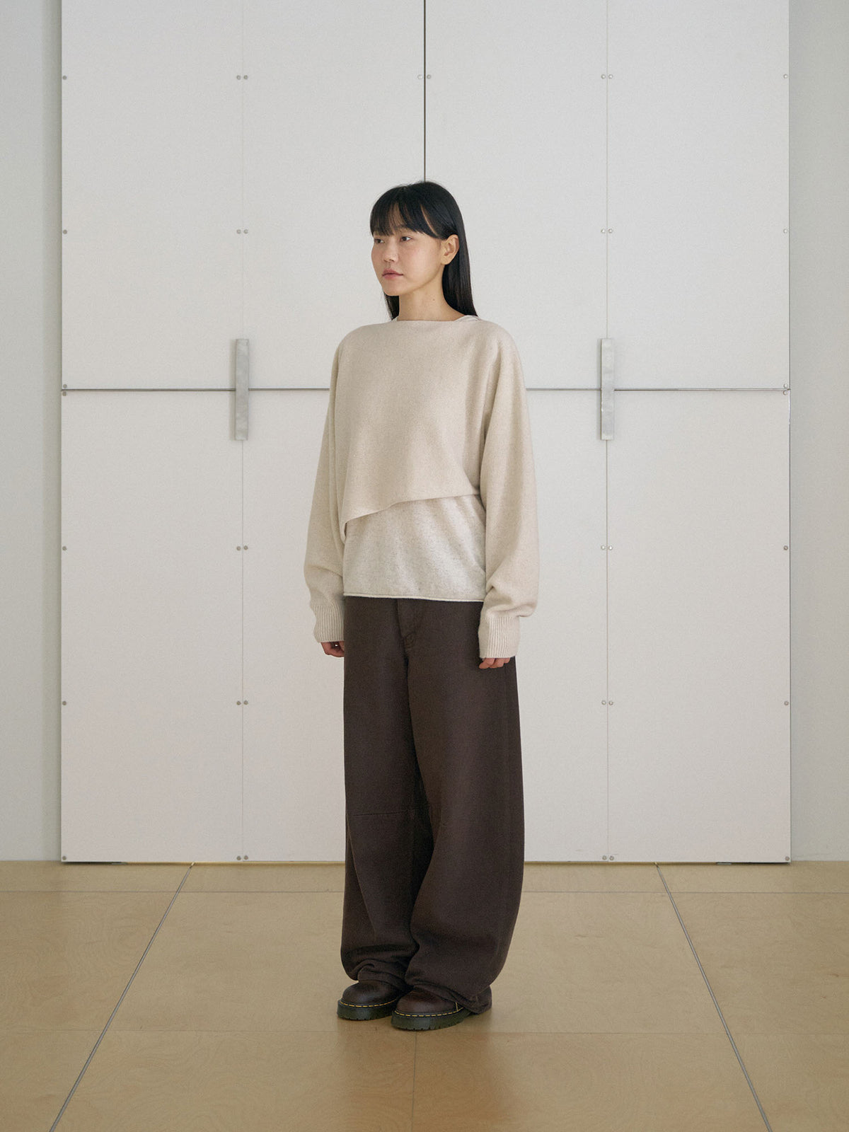 MARAN Unbalanced Boat Neck Pullover - Oatmeal 商品画像13/19
