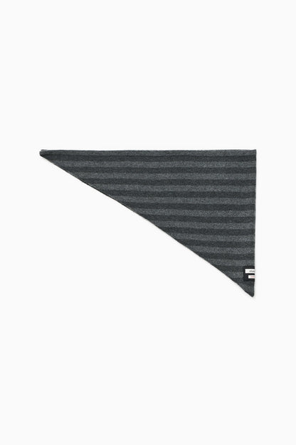 SIGNATURE LABEL KNIT SCARF, STRIPE