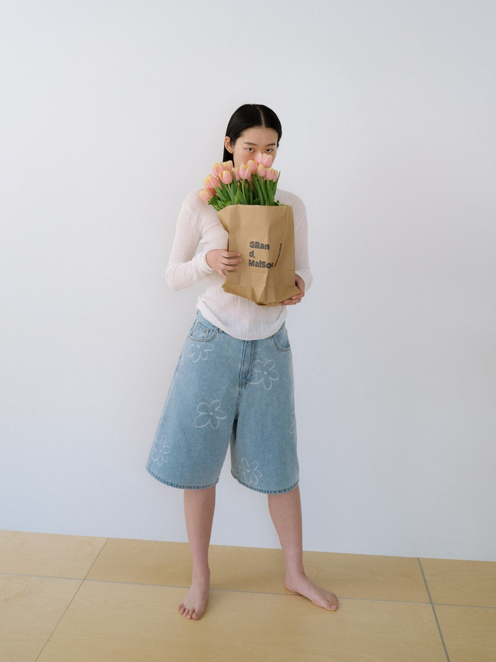 Flower Denim Shorts - Light Indigo
