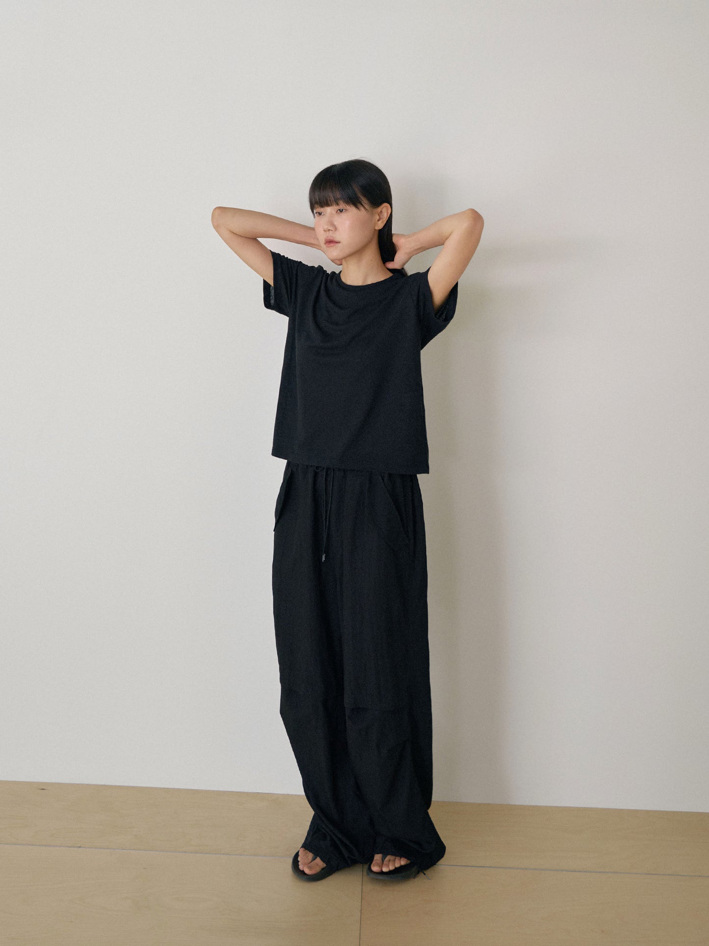 Linen Basic Short Sleeve - Black